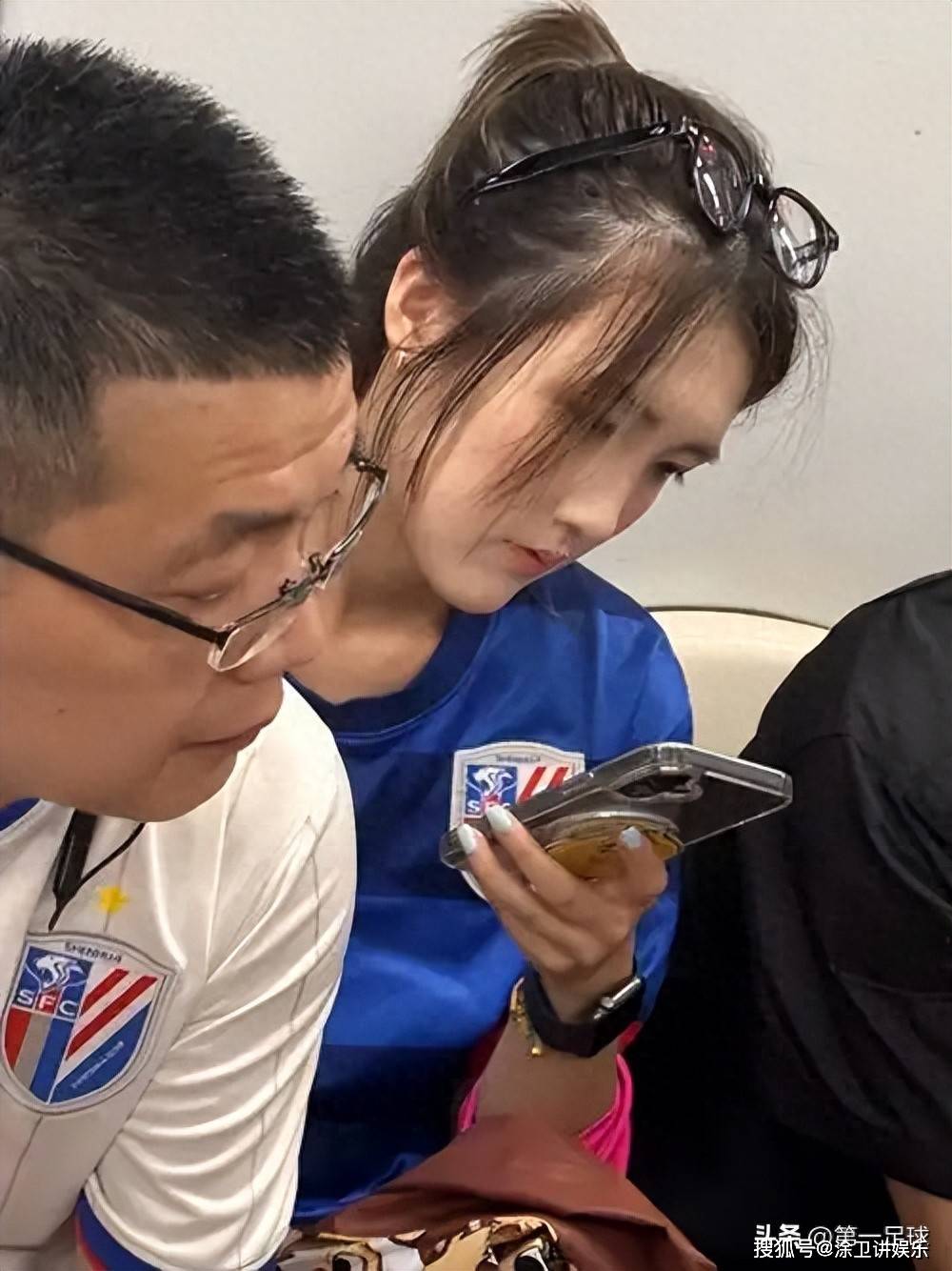 今晚他们对, 上海申花将