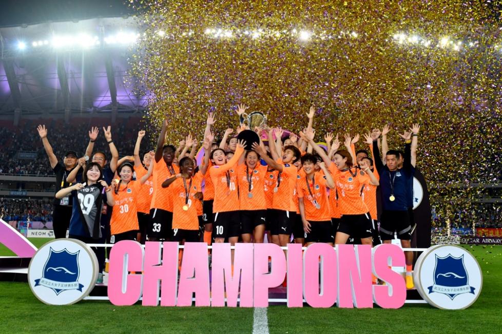 乌兹别克斯, 为东京日视 乌兹别克斯, 为东京日视