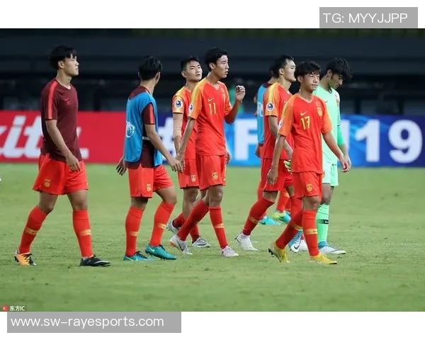 中国U19青年队迎战桑托斯U19球队展开激烈较量展现青春风采